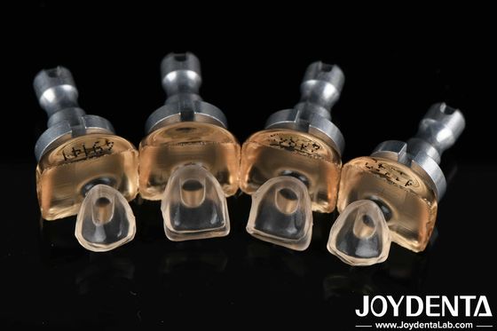 Biokompatibilitas Tinggi Porselen Kaca Seramik Furniture 0.3mm-0.8mm Untuk Memutihkan Gigi